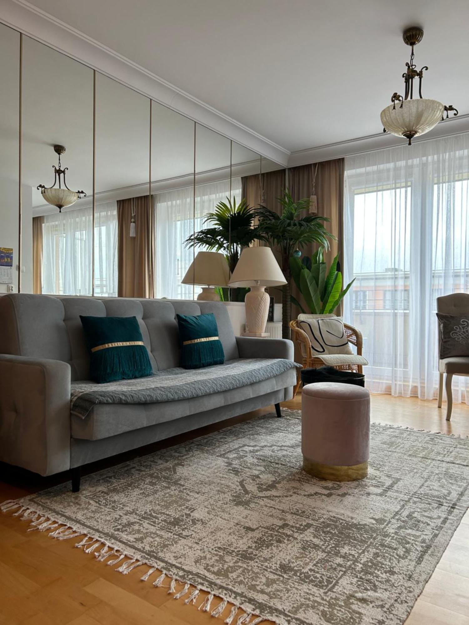 Unique Beige & Gold Apartments コウォブジェク エクステリア 写真