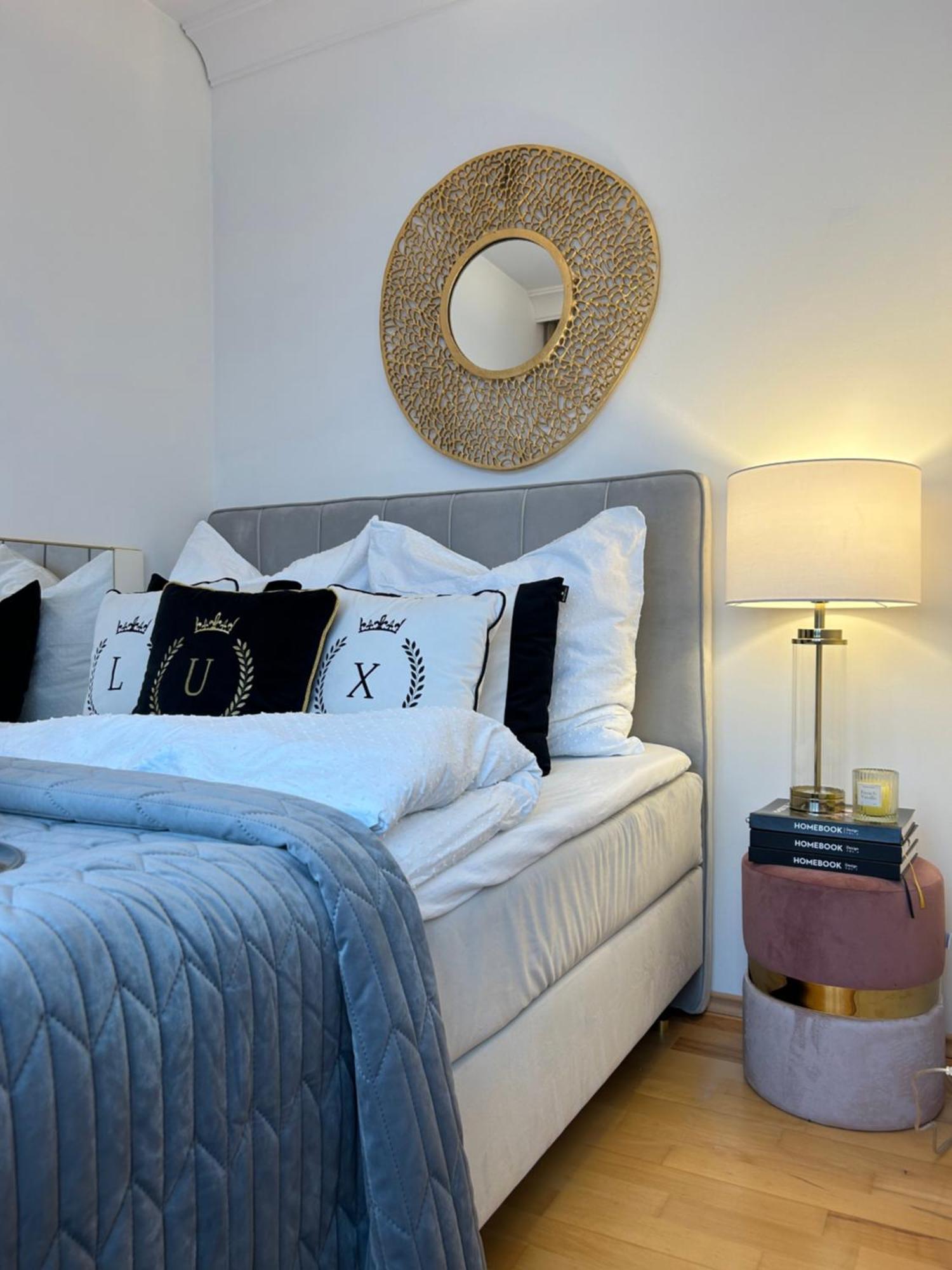 Unique Beige & Gold Apartments コウォブジェク エクステリア 写真