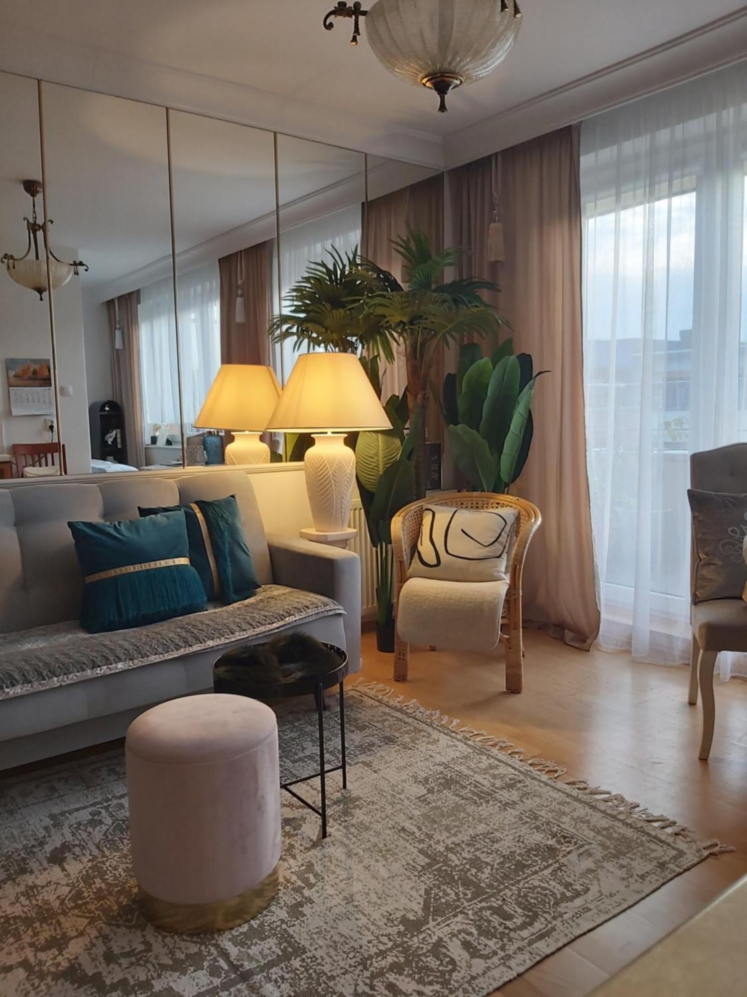 Unique Beige & Gold Apartments コウォブジェク エクステリア 写真