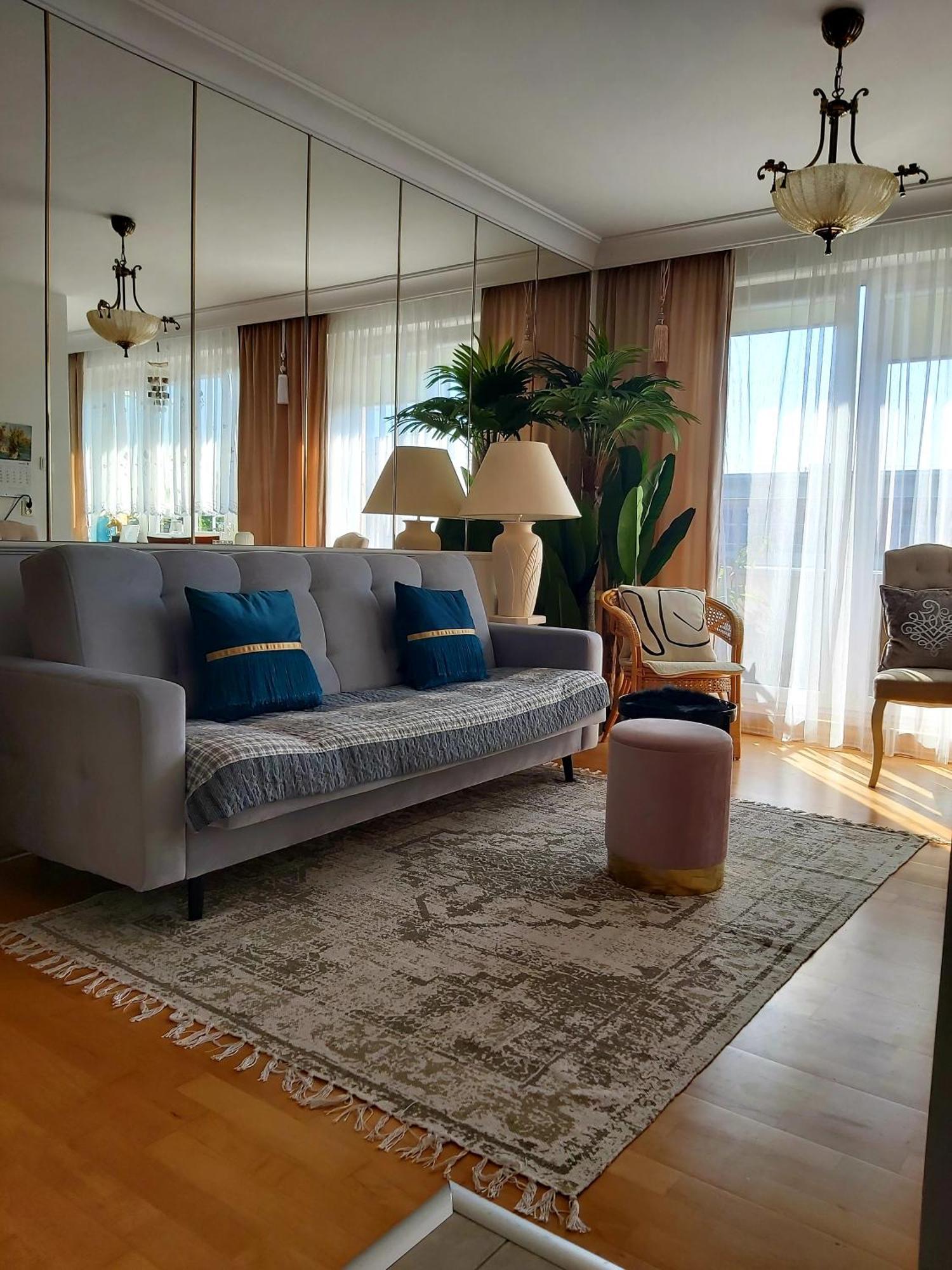 Unique Beige & Gold Apartments コウォブジェク エクステリア 写真